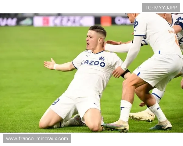 维蒂尼亚战术适配性持续提升，助力球队策略升级与赛季竞争力增强