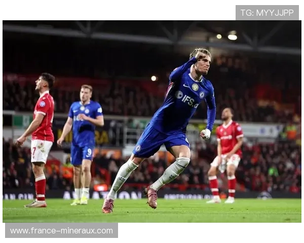 切尔西关键比赛表现不佳，对赛季争冠形势形成制约，稳定性面临考验