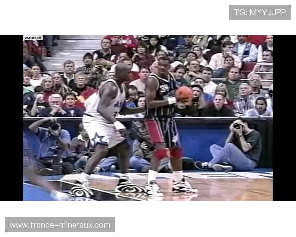 奥拉朱旺脚步压制奥尼尔，防守与得分结构成决胜差异